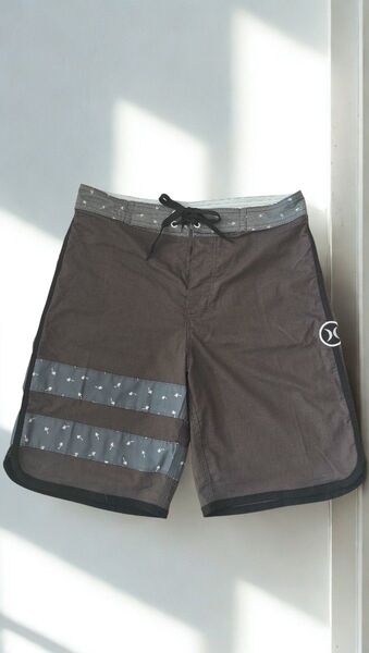 美品【Hurley】ハーレー ボードショーツ28 海パン