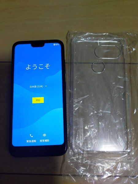 GRATINA KYV48 SIMフリー ブラック 本体とクリアケース