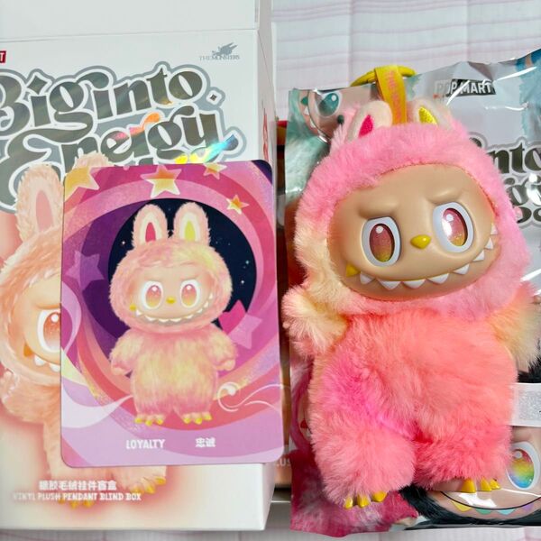 POP MART THE MONSTERS Big into Energy ぬいぐるみキーホルダー LOYALTY