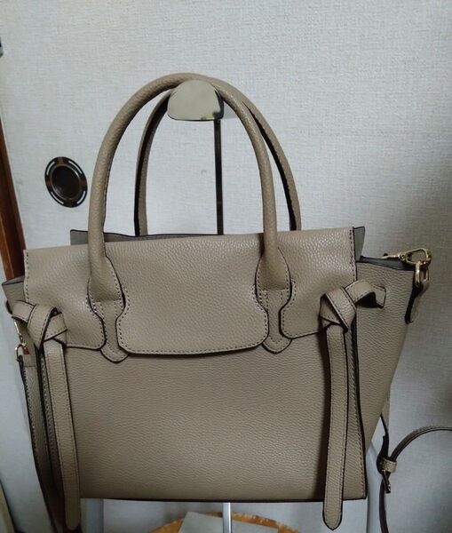"美品"ハンドバッグ ショルダーバッグ 2way レザー ベージュ