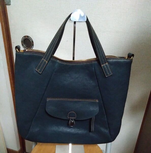値下げニュートラルグレーレザーバッグ ゴールド金具 ショルダートートバッグ