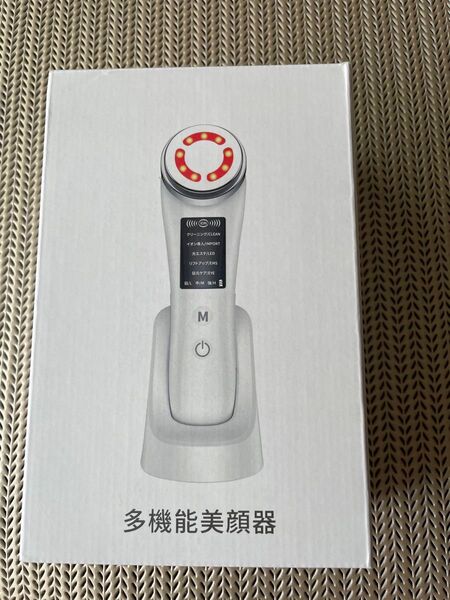 新品同様 多機能美顔器 型番:M80 クリーニング イオン超音波美顔器 光エステ 目元美顔器 小顔フェイスケア