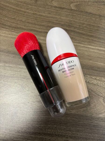 SHISEIDO ファンデーション&ブラシ セット売り