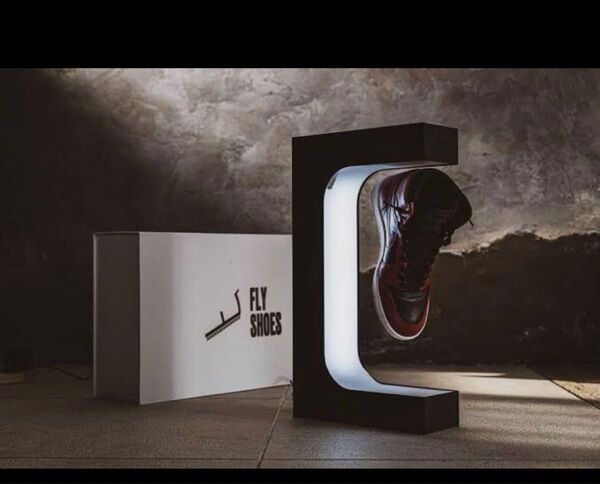 FLY SHOES スニーカー ディスプレイ 空中 浮遊 スタンド 収納 レア