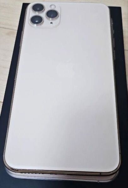 iPhone 11 pro max 256GB SIMフリー