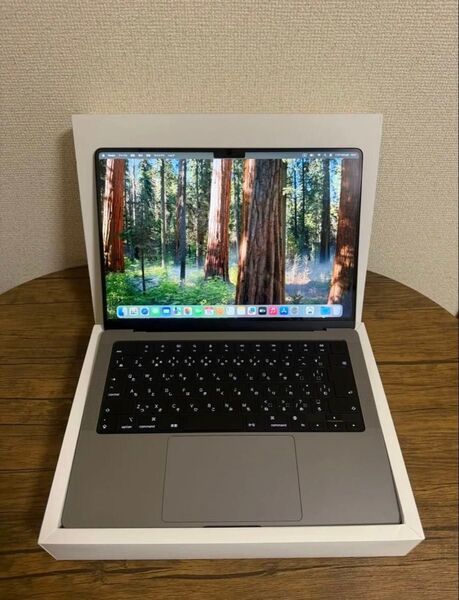 超美品 MacBook Pro M3 14inh 8GB/512GB AppleCare+
