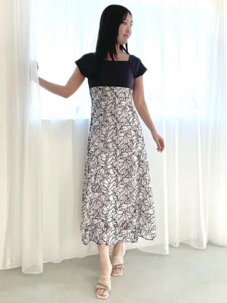 MERCURYDUOカットワーク刺繍ドッキングワンピース