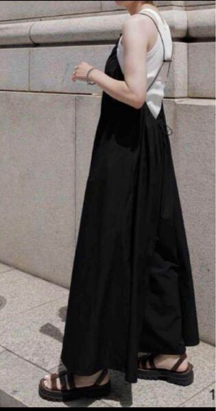 machatt バックオープンオールインワン サロペット パンツ 水際