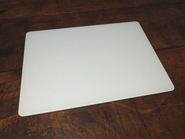 Appleアップル Magic Trackpad2 A1535 EMC2733 ホワイト タッチパッド トラックパッド2