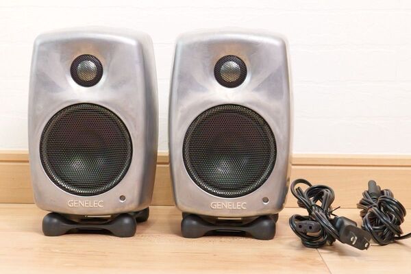 【美品】GENELEC G One G1BRw RAWフィニッシュ(ペア)スピーカー