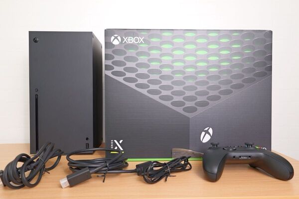 【早い者勝ち】Xbox Series X RRT-00066
