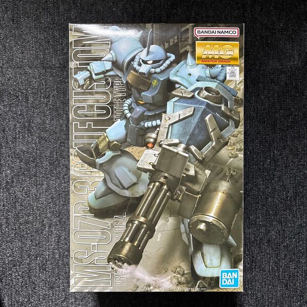 ガンプラ MG 1/100 グフカスタム