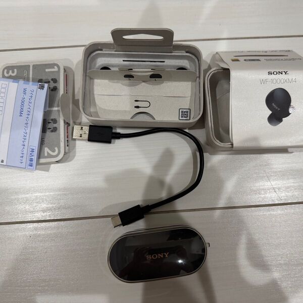 SONY WF-1000XM4 ブラック
