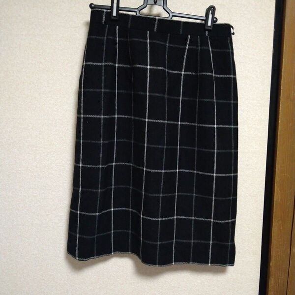 W71〜W73 タイトスカート 黒 チェック ひざ丈 オフィス 事務服レディース