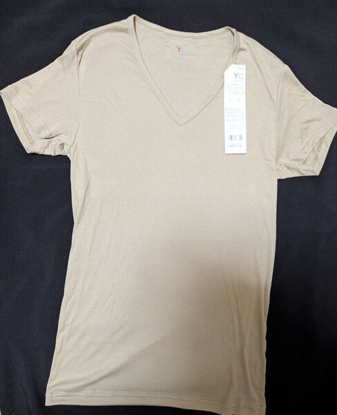グンゼ YG VネックTシャツ ドライ&デオ 吸汗速乾 抗菌消臭 ムレ緩和 クリアベージュ Mサイズ