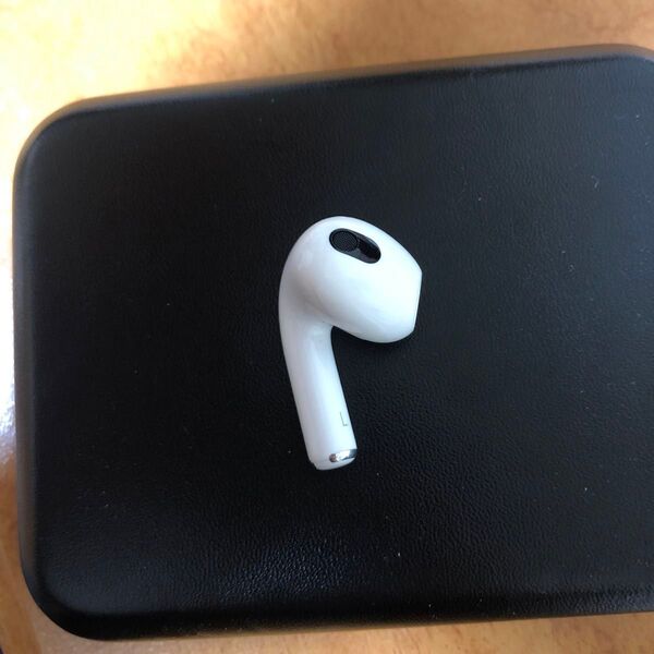 Apple AirPods 第3世代 左側 左耳 左 左イヤホン A2564