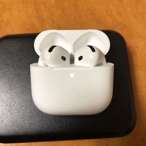 Apple AirPods 第4世代 A3058 3050 3053 アップル
