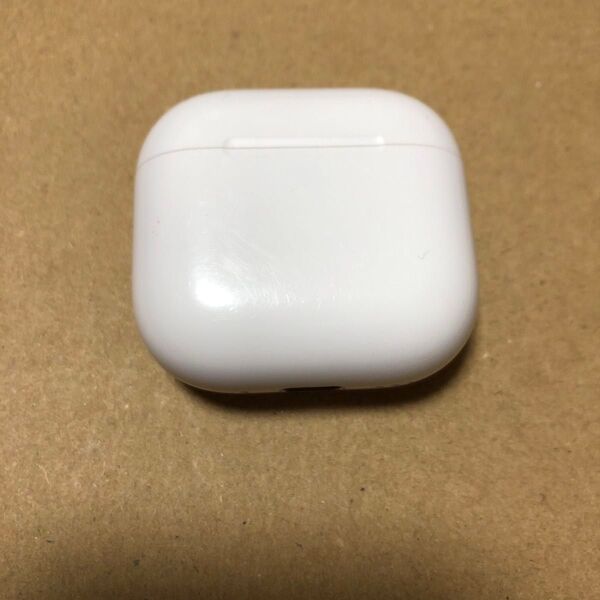 Apple AirPods 第4世代 ANC 充電ケース アクティブノイズキャンセリング搭載モデル