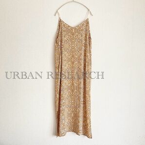 アーバンリサーチ URBAN RESEARCH ボタニカル柄キャミワンピース