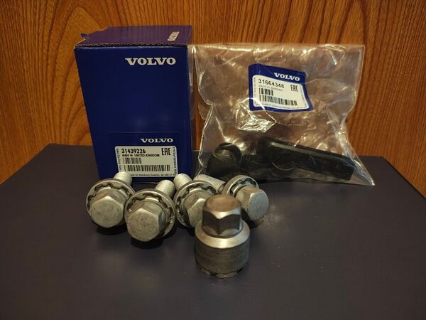 VOLVO ボルボ純正 ホイールロックボルト+キャップセット 31439226 31654348