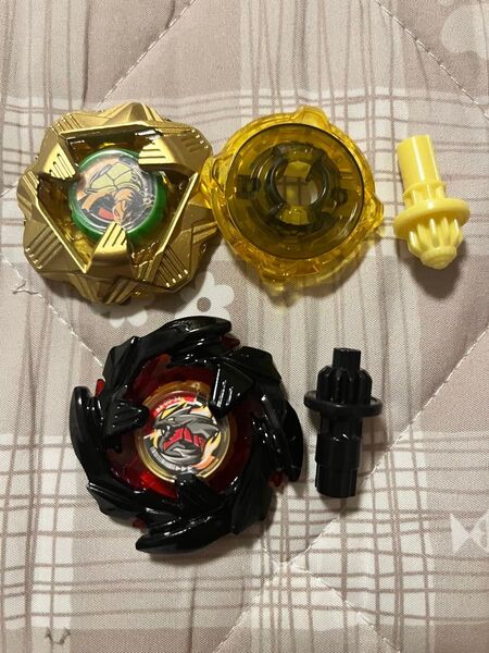 ベイブレードX互換品 海外製 ブラックシェルゴールドコバルトドレイクブラック(ラチェットなし)