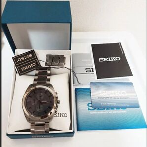 SEIKO メンズ ソーラー式 腕時計 SSC235