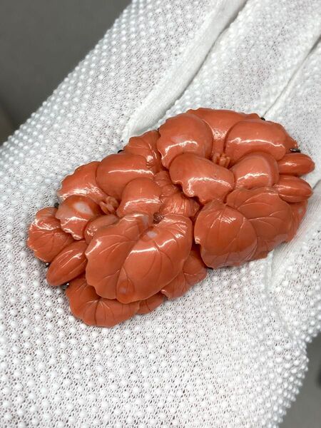 本珊瑚 天然サンゴ 豪華 大きめ シルバー 帯留め ブローチ 花彫刻 約33.9g 和装小物 ヴィンテージ アクセサリー
