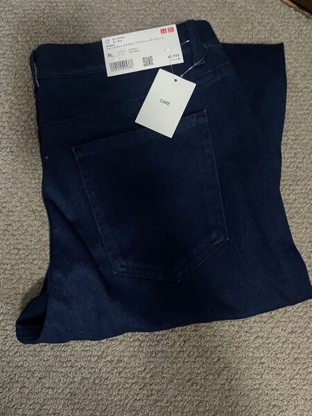 ☆新品☆UNIQLO ウルトラストレッチクロップドレギンスパンツ ブルー L