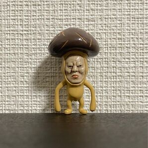 【新品未使用】こびとづかん キノコビト きのこ 顔つきが悪い キズイカツイ フィギュア ※相場より安い