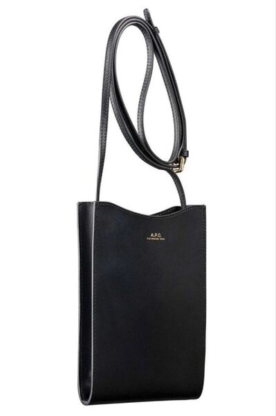 A.P.C. ブラックレザーショルダーバッグ