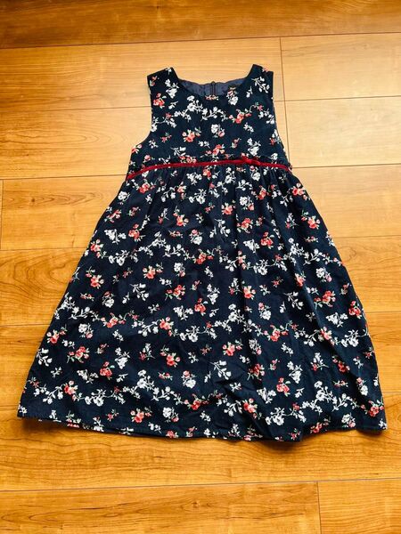 BeBe ワンピース 140 キッズ ノースリーブ 花柄
