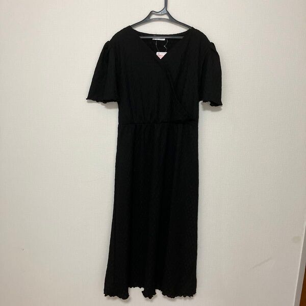 新品 未使用 ダグ付き 黒 ワンピース