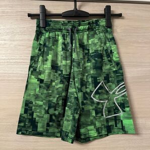 UNDER ARMOUR ハーフパンツ キッズ グリーン系 YMD 140cm