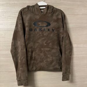 OAKLEY プルオーバーパーカー 迷彩柄 ジュニア L 160cm