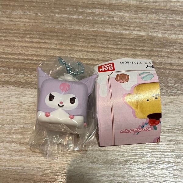 ころころスイーツデザインスイング クロミ キーホルダー ガチャガチャ サンリオ