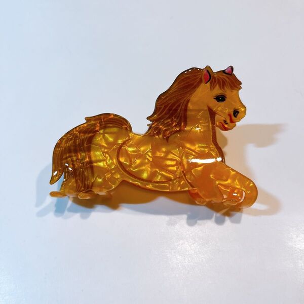 新品未使用品 ポニーのヘアクリップ ヘアバンス バンスクリップ 馬