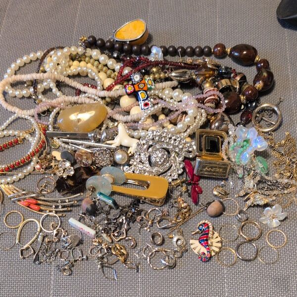 貴金属イミテーション ネックレス 指輪 イヤリング ブローチ アクセサリー ブレスレット パール メッキ