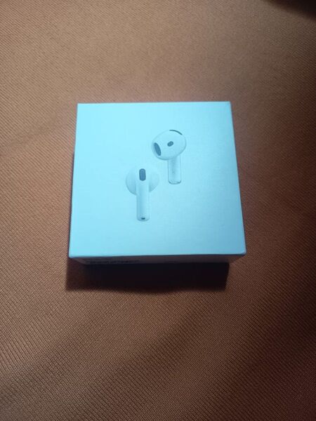 アップル AirPods4 ワイヤレスイヤホンANC