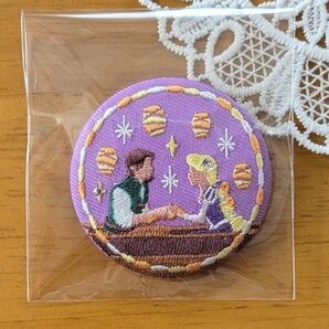 ディズニー 刺繍缶バッジ ラプンツェル