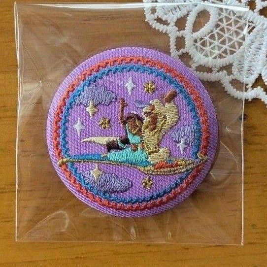 ディズニー 刺繍缶バッジ アラジン