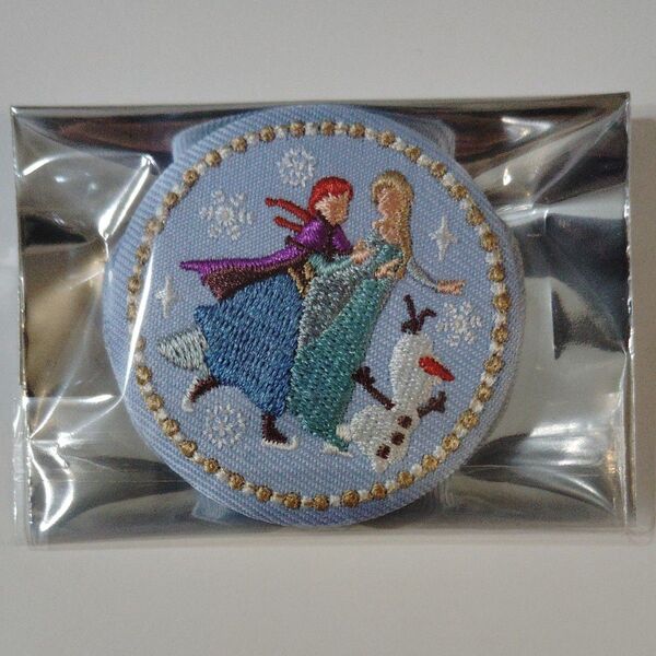 ディズニーキャラクターズ 刺繍缶バッジ アナと雪の女王