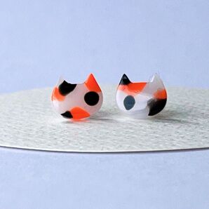 猫モチーフピアス 三毛猫 ハンドメイド