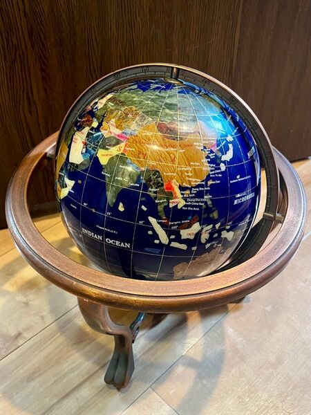 天然石 地球儀 世界地図 シェル 置物 オブジェ インテリア アンティーク 飾り 方位磁石 高さ約33cm 置物 オシャレ 雑貨