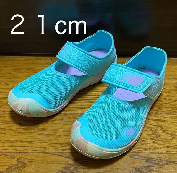 New Balance キッズ サンダル 21cm ミントグリーンYO208