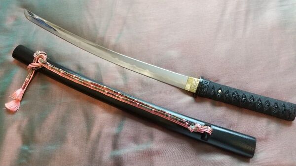 【湾れ刃紋様】模造刀 舞踊 脇差 小刀 模擬刀 拵え katana sword 日本刀 刀剣 短刀 コスプレ