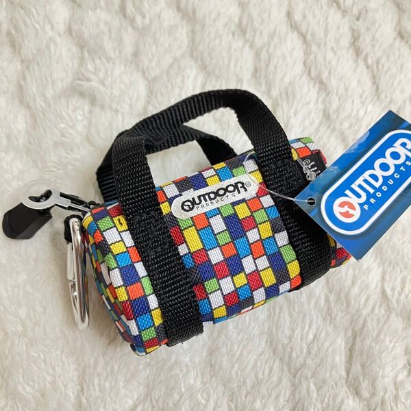 新品★OUTDOOR アウトドア ミニボストンポーチ カラビナ付き 小銭入れ コインケース 小物入れ