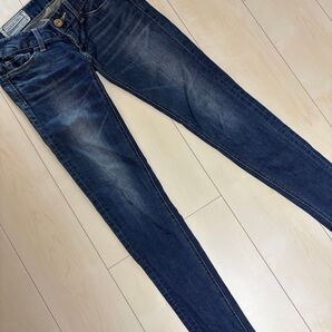 SLYローライズスキニーデニム 25サイズ