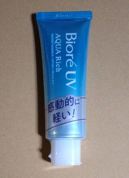 ビオレUVアクアリッチウォータリーエッセンス70g