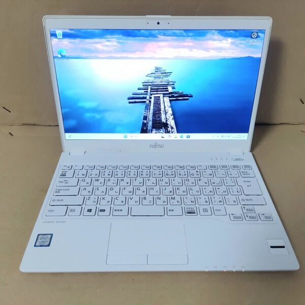富士通 Lifebook UH75B3 Core i5