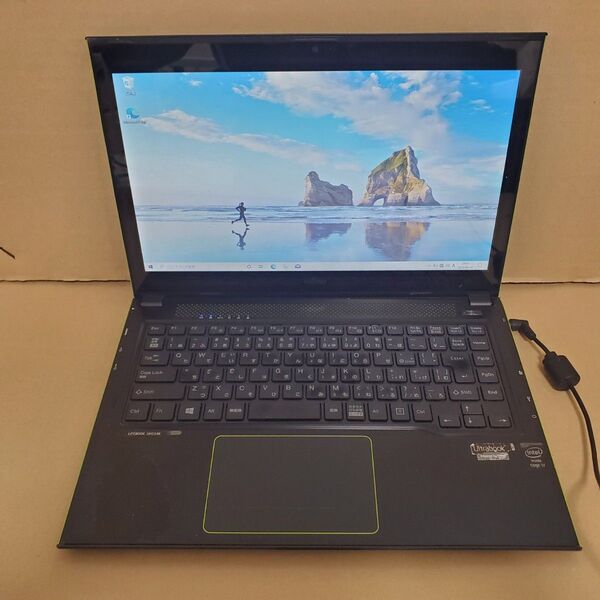 富士通 Lifebook UH55 Core i7